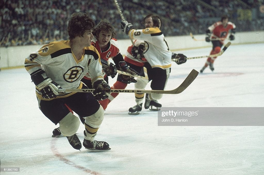 Bobby-Orr-Bobby-Clarke-1974-Stanley-Cup-Finals