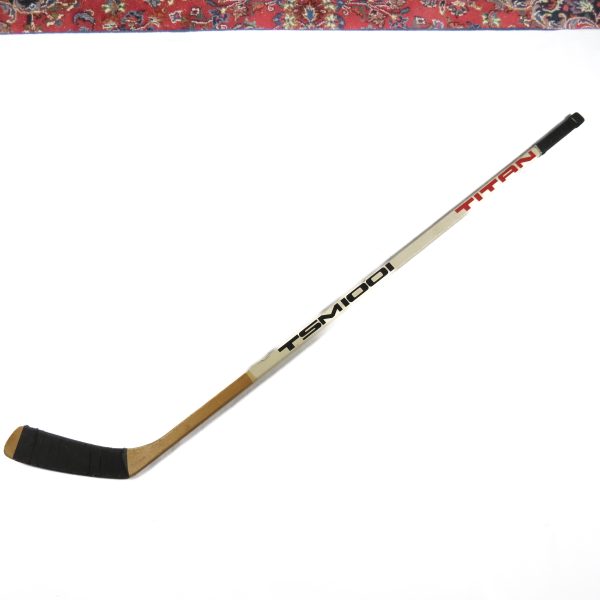 Mario-Lemiuex-Game-Used-Stick-Pittsburgh-Penguins-1985